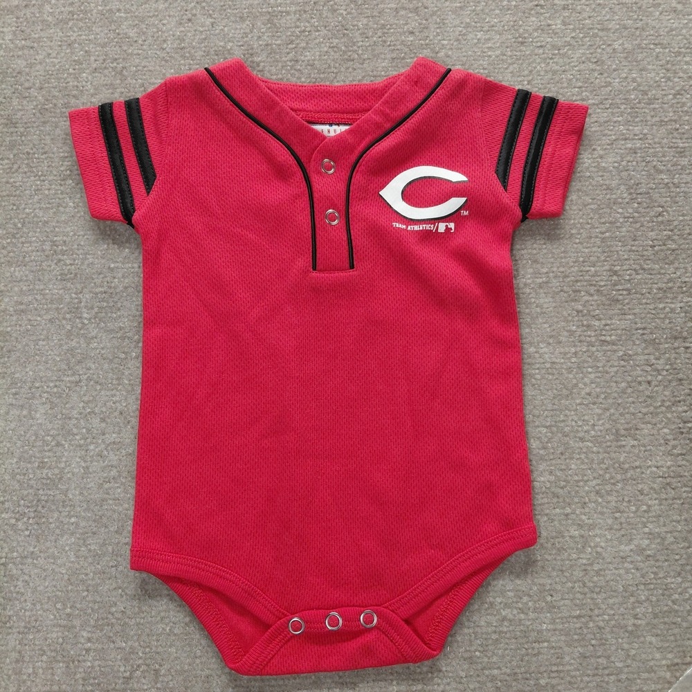 MLB Cincinnati Reds Baby Girl Boy Bodysuit 6-9 M Red 1/4 Snap Stripe Sleeve Logo